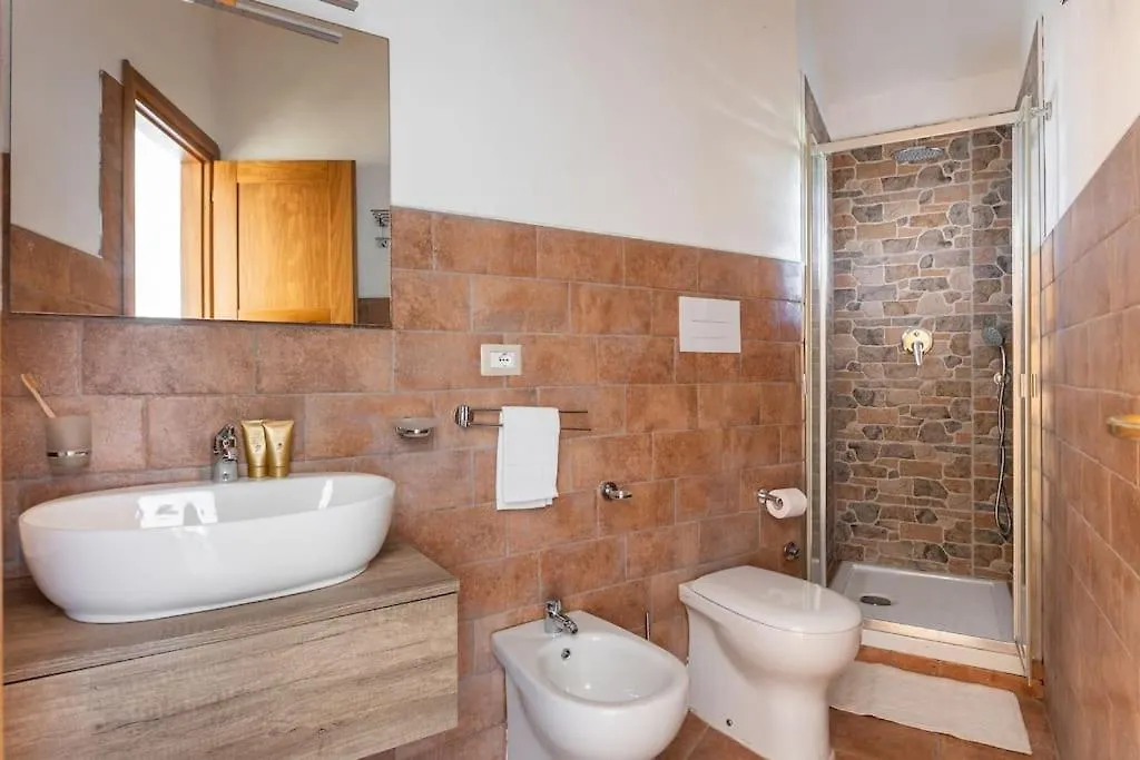 Villa Carla - Frontsea House With Private Pool And Sauna 코스타 파라디소 0*,  이탈리아