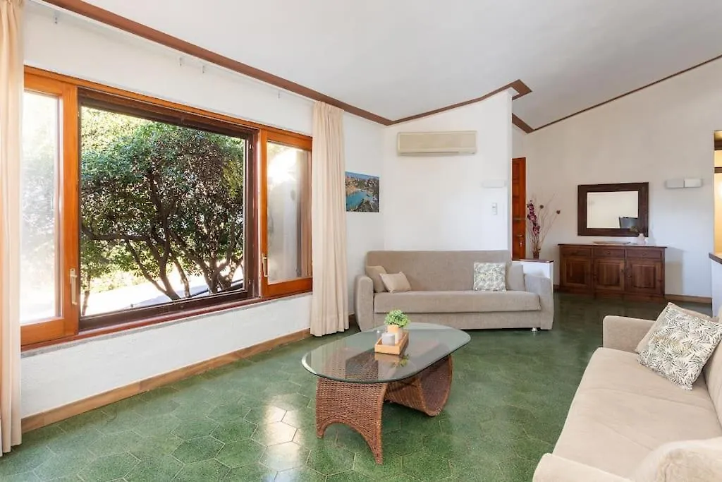 Villa Carla - Frontsea House With Private Pool And Sauna 帕拉迪索海岸