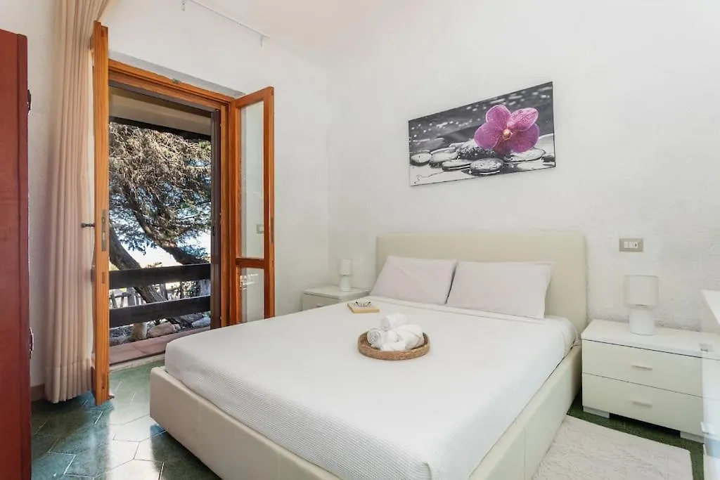 Villa Carla - Frontsea House With Private Pool And Sauna 帕拉迪索海岸 意大利