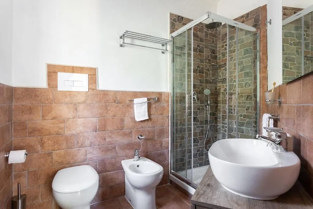 Villa Carla - Frontsea House With Private Pool And Sauna 帕拉迪索海岸
