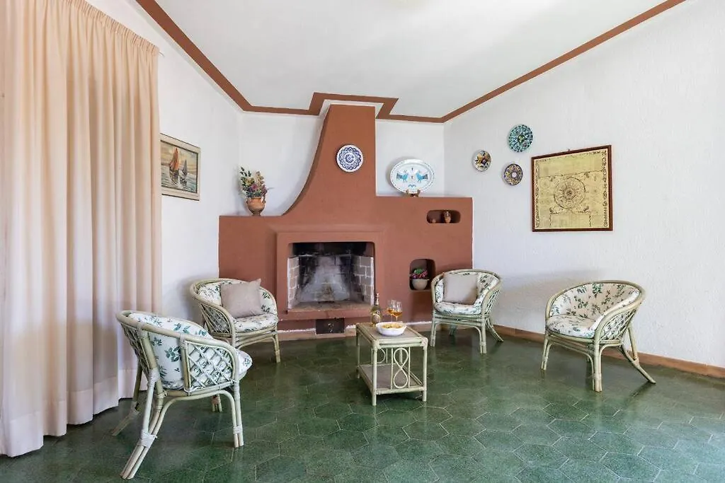 Villa Carla - Frontsea House With Private Pool And Sauna 코스타 파라디소 0*,  이탈리아